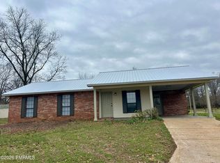 104 Martin Ave, Philadelphia, MS 39350