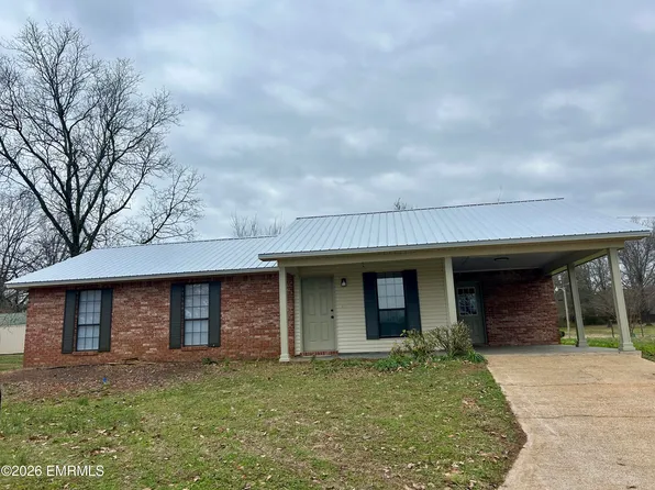 104 Martin Ave, Philadelphia, MS 39350