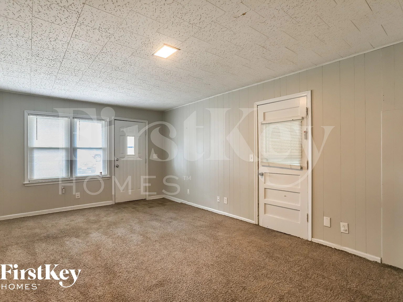 3 bed, 1.5 bath, 1224 sqft, $1,700 — Photo 3