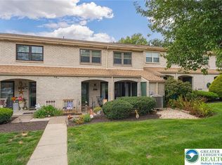 2876 Aronimink Pl, Macungie, PA 18062