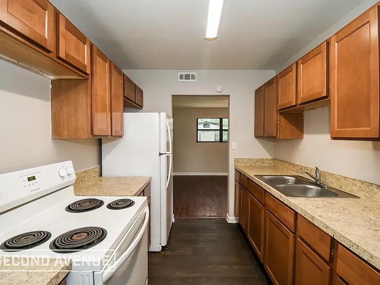 6863 Jack Horner Ln — Photo 3