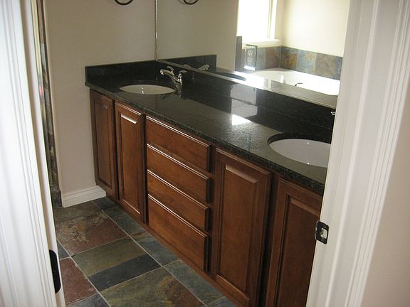 Double vanity/granite countertops
