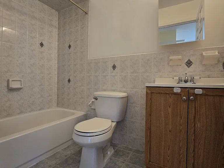 22 Wakeman Ave #2 — Photo 24