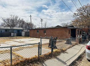 820 & 822 Lewis Ave SW, Albuquerque, NM 87102