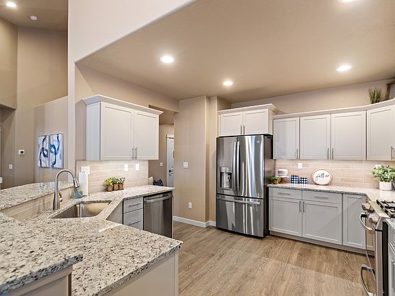 Umpqua - Kitchen 2