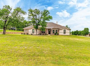 102 Eagle Dr, Lipan, TX 76462