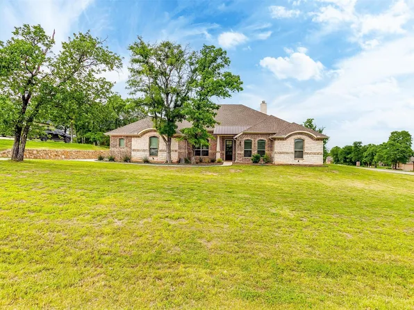 102 Eagle Dr, Lipan, TX 76462