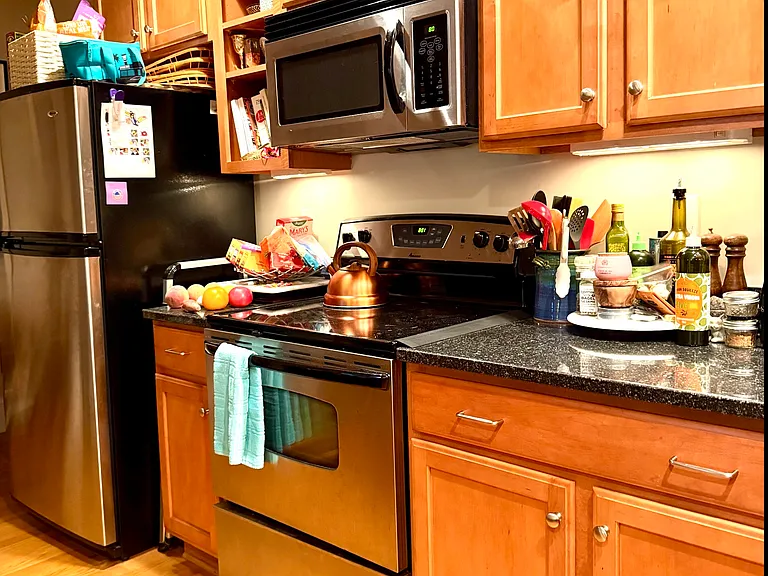 617 Roseneath Rd #15 — Photo 3