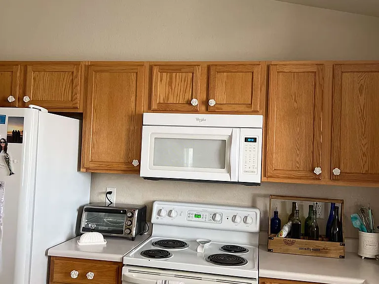 3732 Riviera Grv #202 — Photo 6