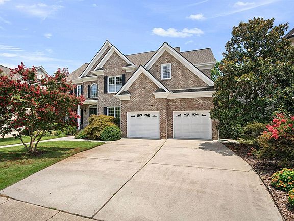 4th image of 805 Dominion Hill Dr