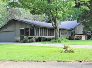 7921 Gittings Rd, Racine, WI 53406