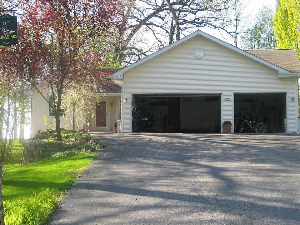 2nd image of 2209 Gainsboro Ave