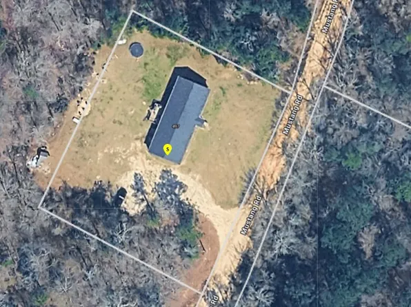 497 Mustang Rd, Camden, SC 29020