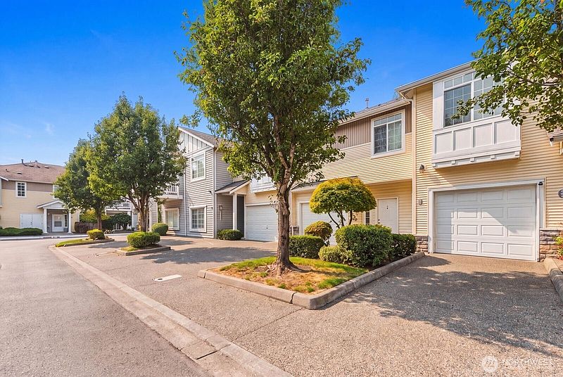 5th image of 6832 20th Street E #4