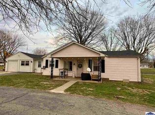 963 N Court St, Sullivan, IN