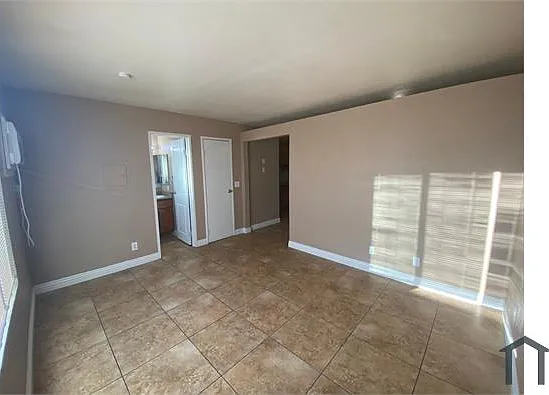 305 N 10th St #31 — Photo 14