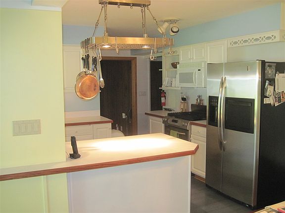 4th image of 9426 Patricia Dr