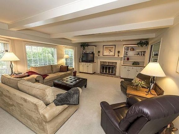 2nd image of 1615 Barrington Woods Dr