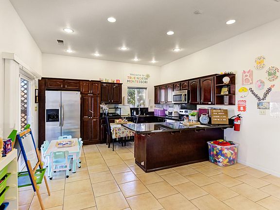 4th image of 9835 Harvey Rd
