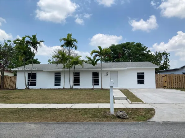 (undisclosed Address), Miami, FL 33157