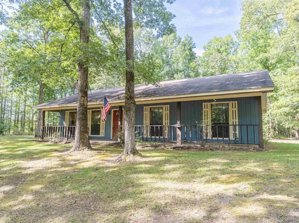 609 Red Oak Acres Dr, Redfield, AR 72132