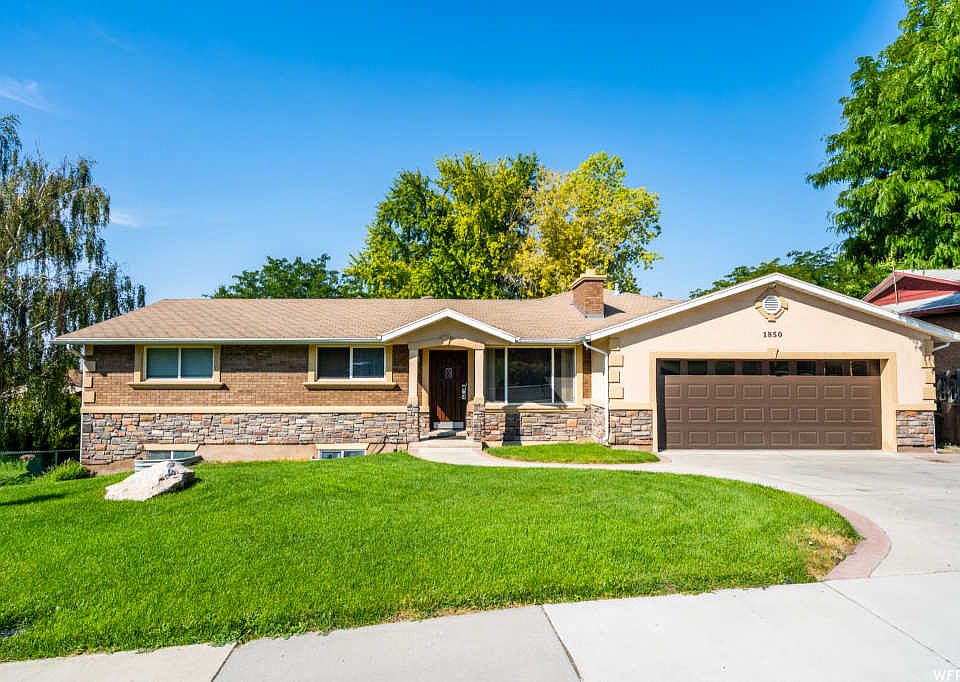 1st image of 1850 S Alta Vista Dr