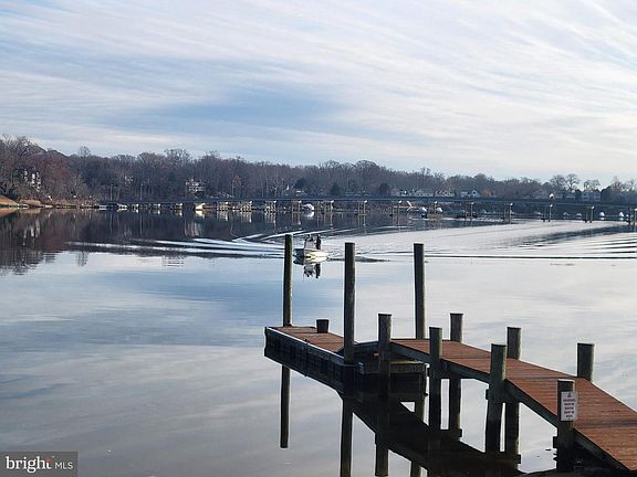 2nd image of 104 Meadow Rd