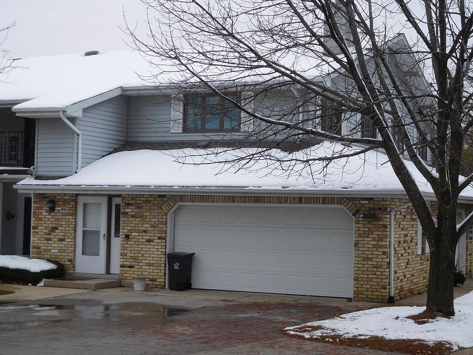 1st image of 1414 Fox Tail Dr Unit 203