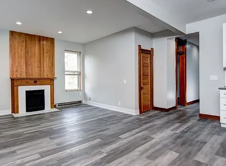 915 Pleasant St #2R — Photo 1