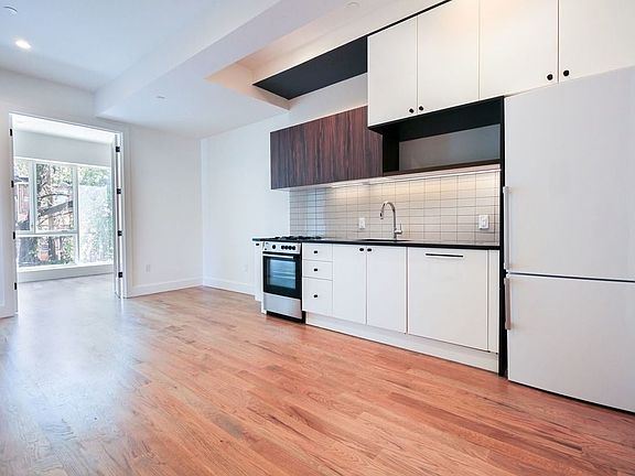 2nd image of 1534 Putnam Ave #4B