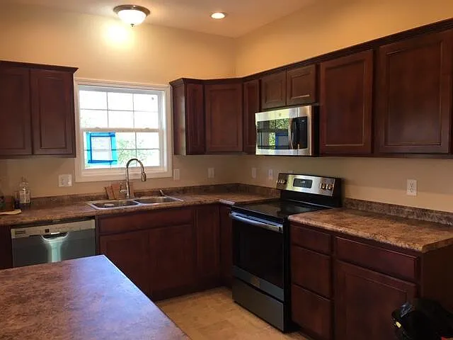 976 Cobble Dr — Photo 9