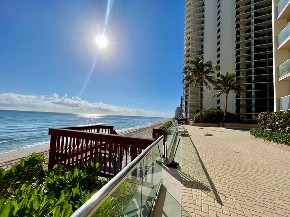 5440 N Ocean Dr, Riviera Beach, FL