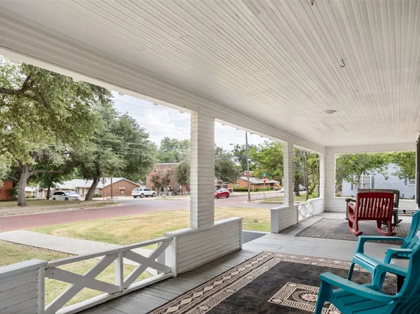 575 W Green St, Stephenville, TX 76401