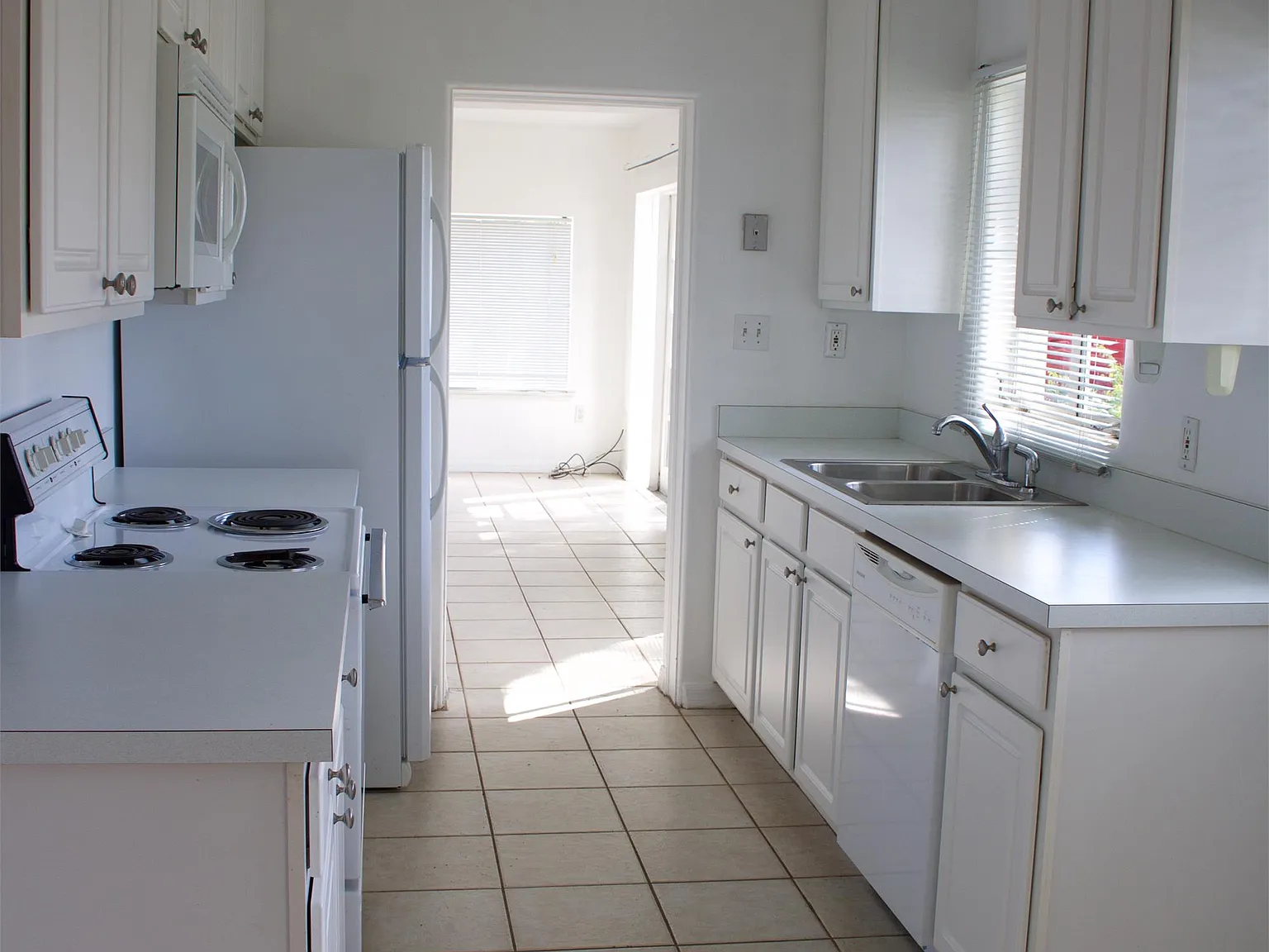 620 Sheridan Blvd - 1 — Photo 4