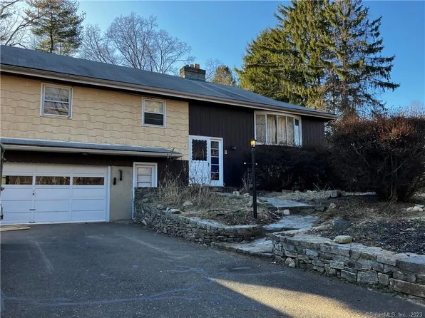 28 Grinnell Street, Milford, CT 06461