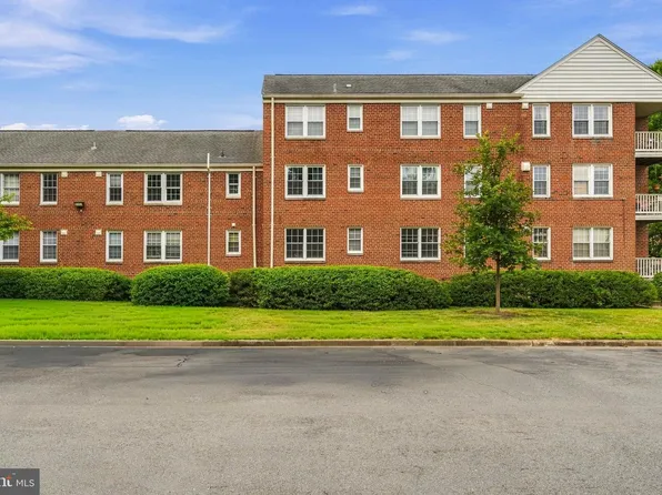 6610 E Wakefield Dr APT C1, Alexandria, VA 22307