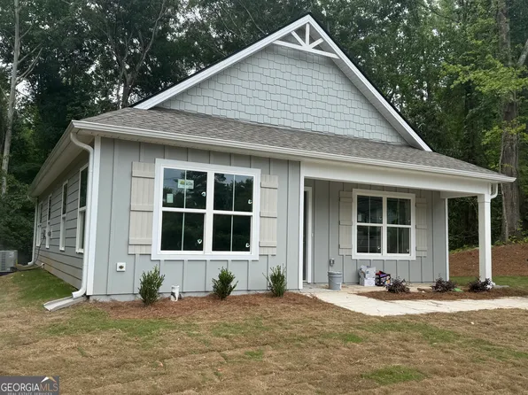 720 Glenn Robertson Dr, Lagrange, GA 30241