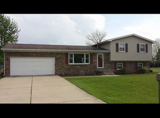 102 Dry Creek Dr, Liberty Center, OH 43532