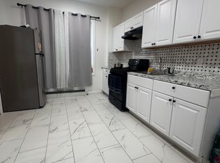 7 Farnham Ave Floor 1, Garfield, NJ 07026