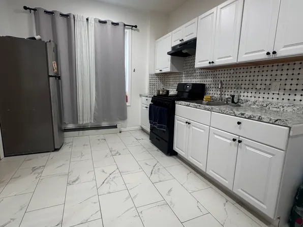 7 Farnham Ave Floor 1, Garfield, NJ 07026