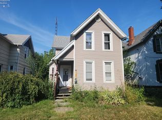 1407 Campbell St, Sandusky, OH 44870