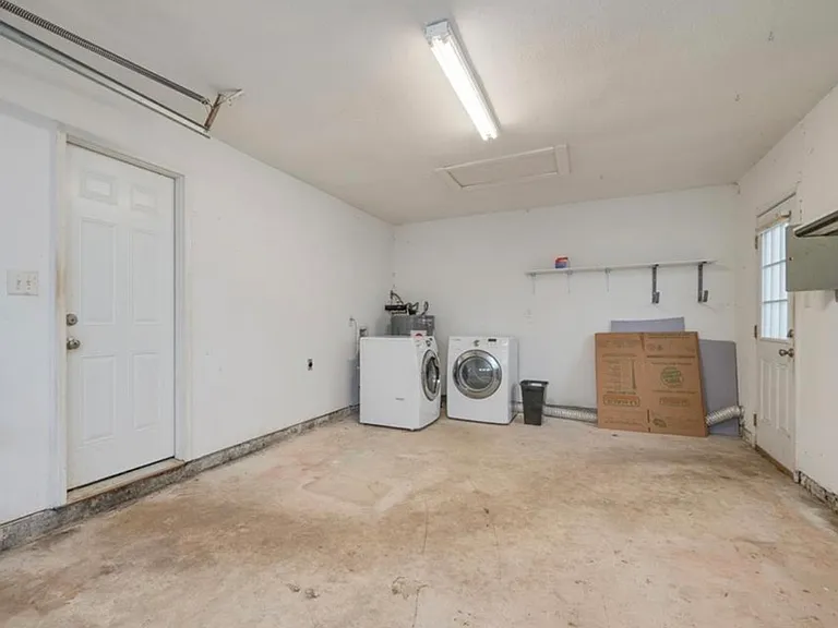 3521 Dana Ln — Photo 20
