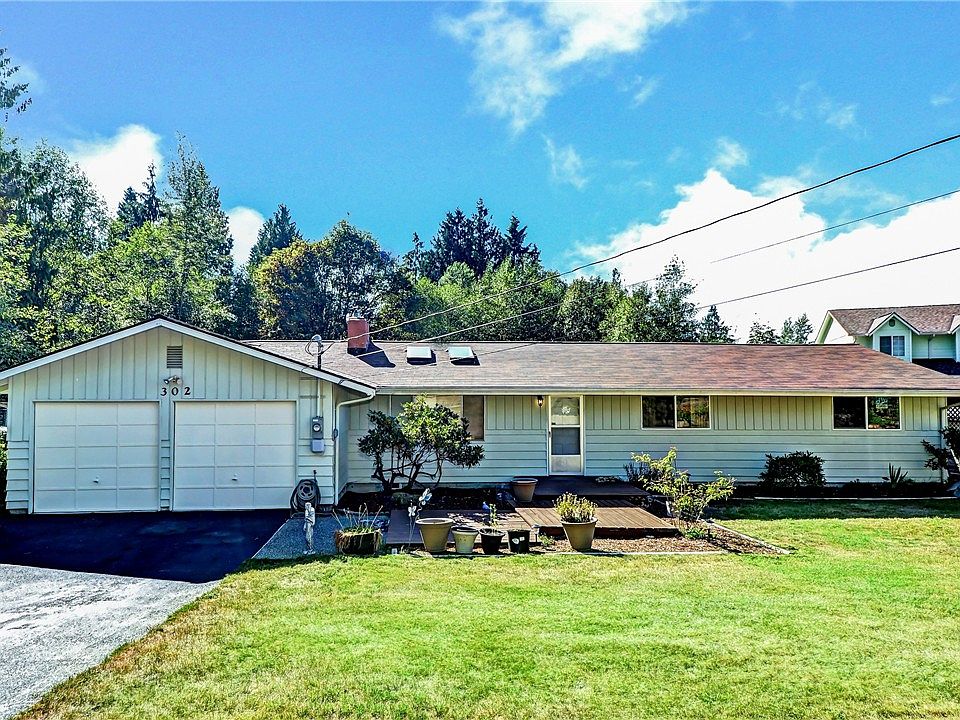 1st image of 302 91st Ave SE