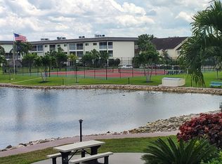 1000 Manatee Rd APT A205, Naples, FL 34114