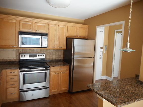 2nd image of 3600 N Lake Shore Dr APT 2321