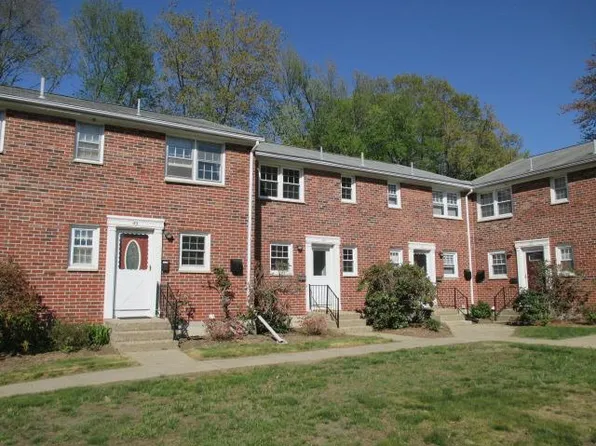 50 Hadley Village Rd, South Hadley, MA 01075