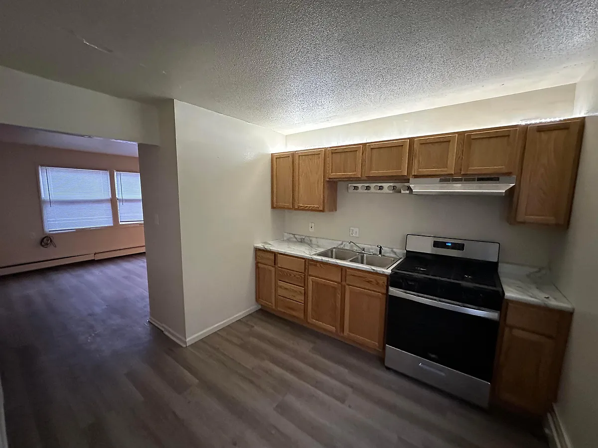 Building Photo - 1313 1st Ave #2