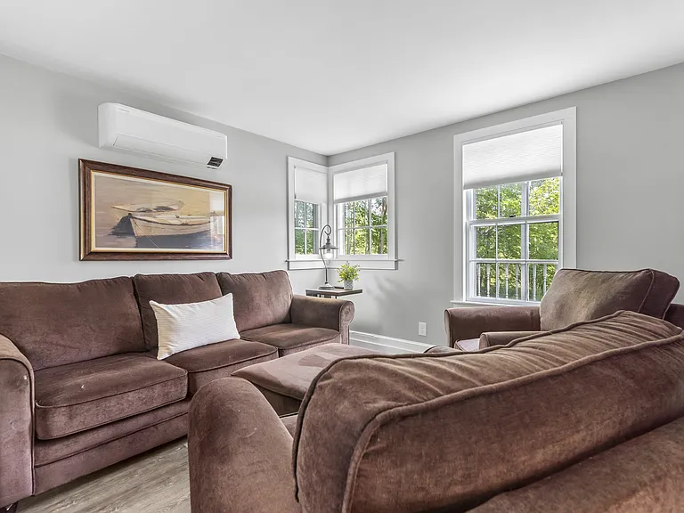 106 Arundel Rd — Photo 4
