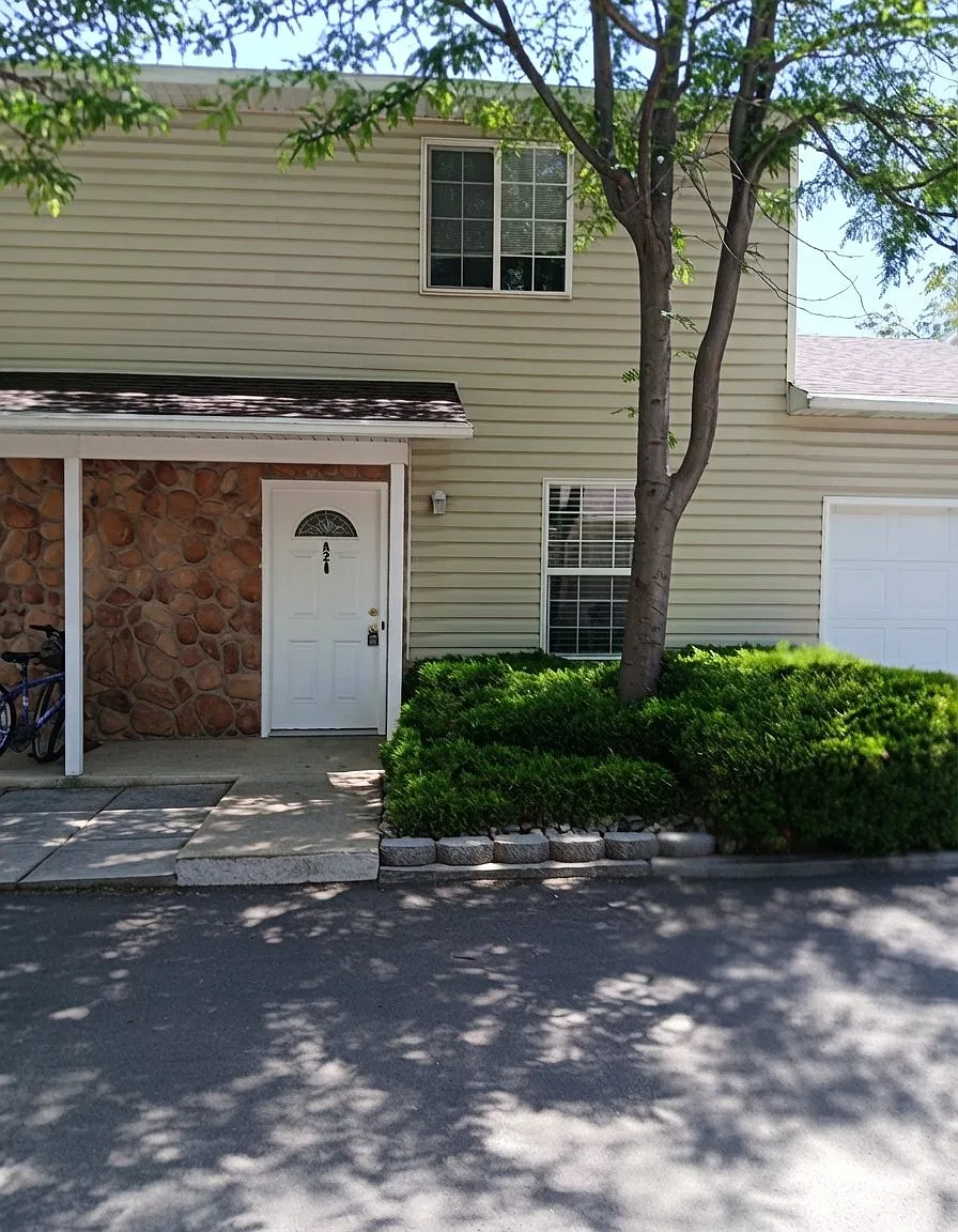 Seeking Great Tenants! — Photo 2