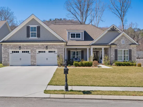523 Deer Valley Dr, Hixson, TN 37343